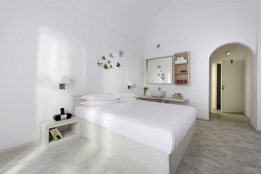 Hotel 28 Камари Экстерьер фото