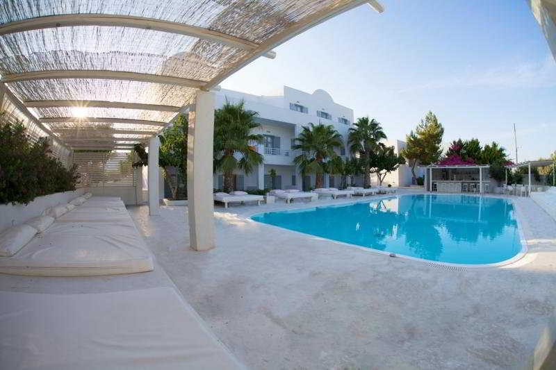 Hotel 28 Камари Экстерьер фото